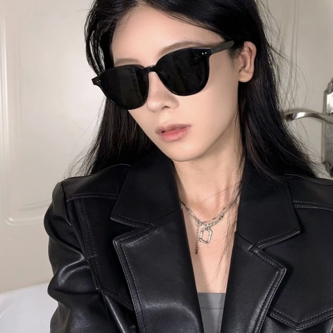 Kính Mát Gentle Monster Lang 01 Màu Đen