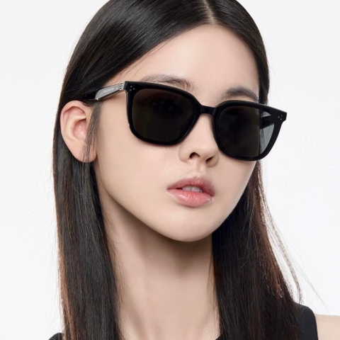 Kính Gentle Monter By Row 01 ss 2025