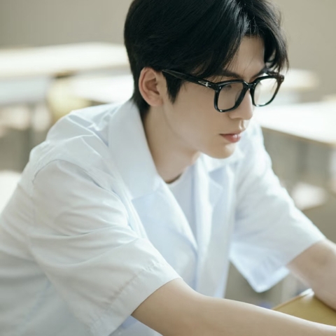 Kính Mát Gentle Monster Bold Alto Màu Nâu