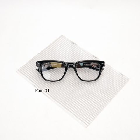 Kính Mát Gentle Monster Bold Fata 01 Màu Đen-Trắng