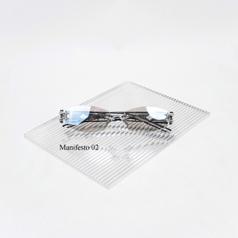 Kính Mát Gentle Monster Bold Manifesto 02 Màu Bạc