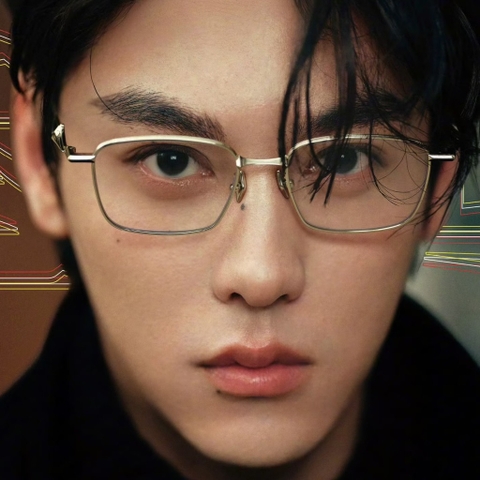 Kính Mát Gentle Monster Bold Vanta 02 Màu Bạc