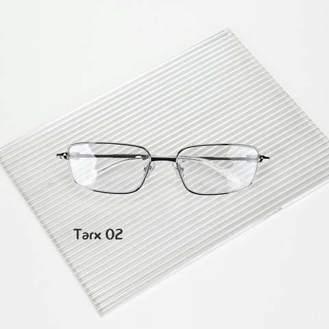 Kính Mát Gentle Monster Bratz Tarx 02 Màu Bạc