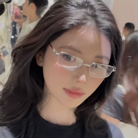 Kính Mát Gentle Monster Bratz Tarx 02 Màu Bạc