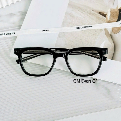 Kính Mát Gentle Monster Evan 01 Màu Đen