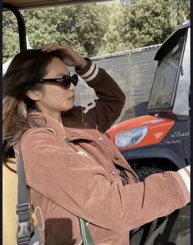 Kính Mát Gentle Monster Le 01 Màu Đen