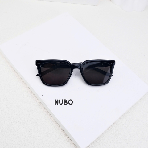 Kính Mát Gentle Monster Nubo 01 Màu Đen