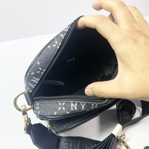 Túi Đeo Chéo MLB Kid Monogram Màu Đen