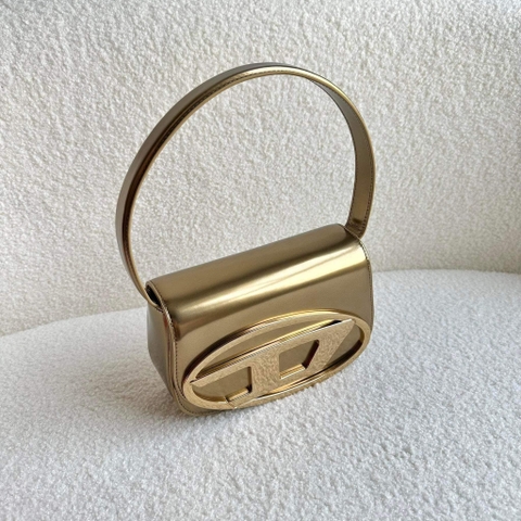 Túi Đeo Vai Diesel Women's Natural Logo-plaque Shoulder Bag X08396PS202 Màu Vàng Gold
