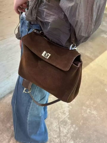 Túi Xách Balenciaga Rodeo Bản Hàn Da Lộn 35cm Màu Nâu