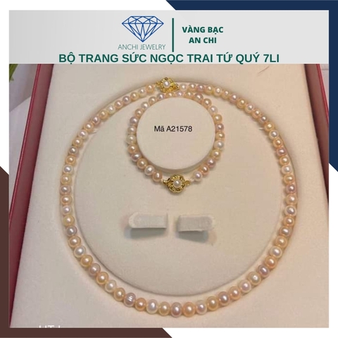 Vòng ngọc trai tứ quý mặc áo dài đẹp mã BTSNT15