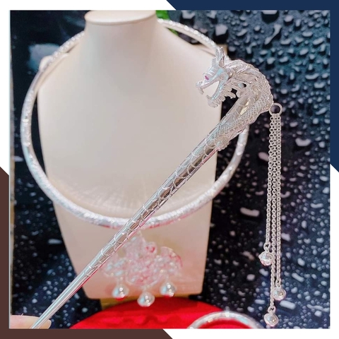 Bộ trang sức hầu đồng gồm Kiềng cổ, kiềng tay, trâm cài tóc, bông tai và khánh bằng bạc ta nguyên chất mã 46C5762