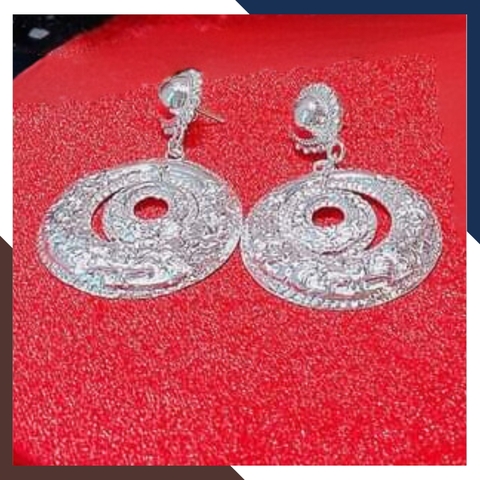 Bộ trang sức hầu đồng gồm Kiềng cổ, kiềng tay, trâm cài tóc, bông tai và khánh bằng bạc ta nguyên chất mã 46C5762