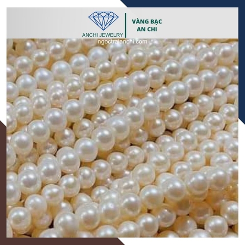 Bộ trang sức ngọc trai CD Dior mặc áo dài trẻ trung cho nữ gồm vòng cổ và vòng tay mã 89B1083