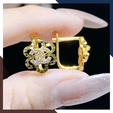 Bông tai chanel vàng tây 10k hình hoa 6 cánh trẻ trung mới đẹp cho nữ,  mẫu chốt bấm bật mã TL49