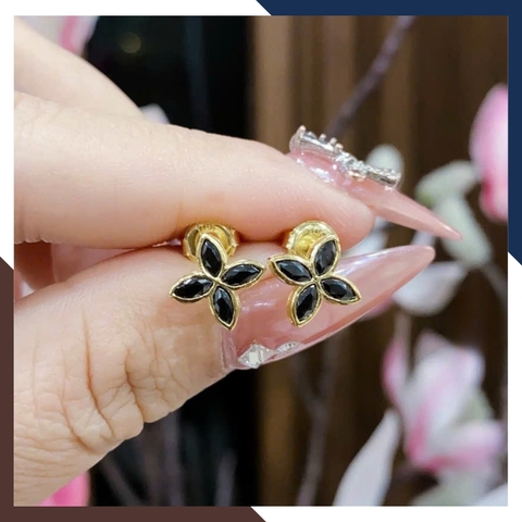 Bông Tai Cỏ 4 Lá Vàng Ý 10k Cho Nữ BTV220 – Vẻ Đẹp Dịu Dàng, May Mắn Bất Tận