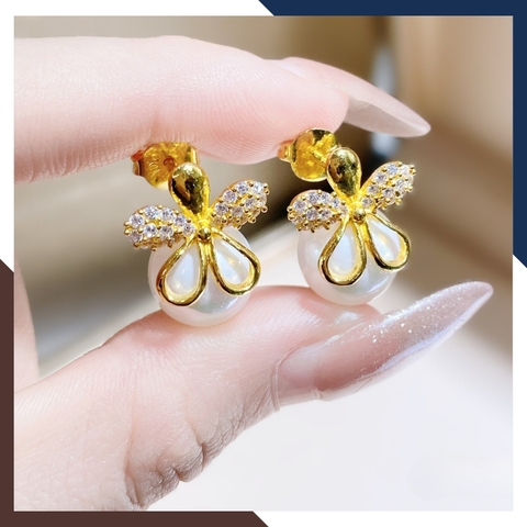 Bông tai ngọc trai vàng tây 10k hình bông hoa mai 5 cánh trẻ trung mới đẹp cho nữ mã TL63T1112