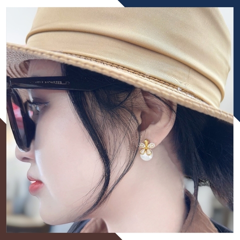 Bông tai ngọc trai vàng tây 10k hình bông hoa mai 5 cánh trẻ trung mới đẹp cho nữ mã TL63T1112