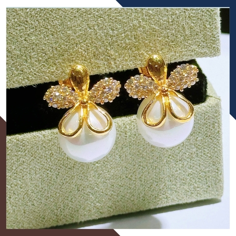 Bông tai ngọc trai vàng tây 10k hình bông hoa mai 5 cánh trẻ trung mới đẹp cho nữ mã TL63T1112