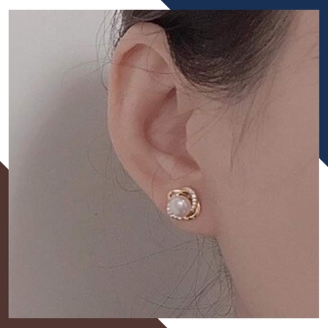 Bông tai nụ ngọc trai thật viền bạc đính đá đẹp cho nữ mã b47x57td78