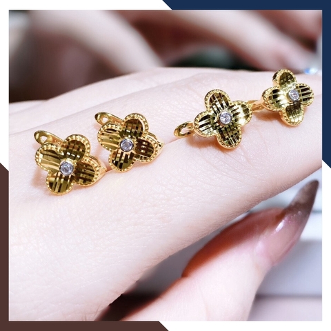 Bông tai vàng tây 10k hình cỏ 4 lá trẻ trung mới đẹp cho nữ, mẫu chốt bấm bật mã TL49