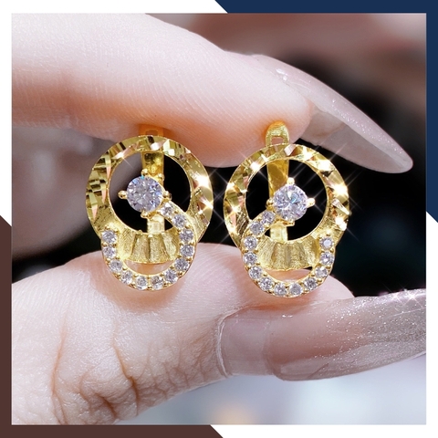 Bông tai vàng tây 10k hình vòng tròn đính đá trẻ trung mới đẹp cho nữ, mẫu chốt bấm bật mã TL63