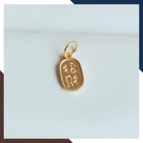 Charm vàng 18k, charm treo thẻ bài may mắn mã 039AC582