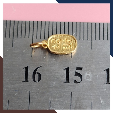 Charm vàng 18k, charm treo thẻ bài may mắn mã 039AC582