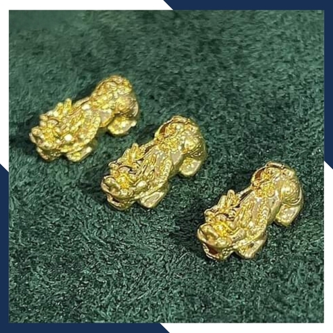 Charm vàng 18k, tỳ hưu vàng 18k đeo tay mã AC250