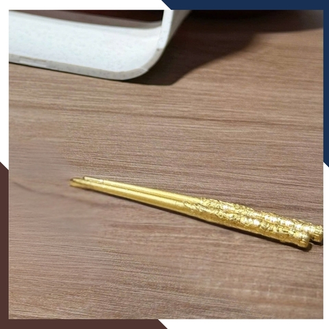 Bộ Bát Đũa Vàng Ta 24K 9999 QTV32 – Kỷ Vật Thôi Nôi Cho Bé | Ngọc Trai Anchi