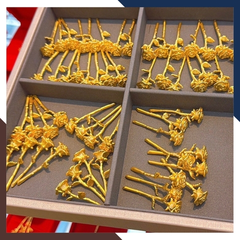 Hoa Hồng Bằng Vàng 24k 9999 Làm Quà Tặng Người Yêu Mã QTV01