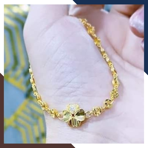 Lắc Tay Vàng Nữ Kim Tiền 10K Phối Charm Cỏ 4 Lá / Hồ Ly / Trái Tim LTVN250 – Sang Trọng, May Mắn, Thu Hút Tài Lộc