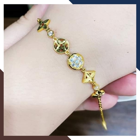 Lắc Tay Vàng 10K Nữ Đẹp LTVN306 – Mẫu Trái Tim/Gấu/Cỏ 4 Lá – Dễ Phối Đồ, Thích Hợp Mọi Dịp