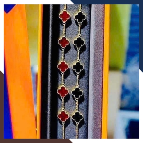 Lắc Tay Vàng Cỏ 4 Lá Đính Đá Mã Não10mm Cho Nữ LTVN180 | Vàng Tây 10k