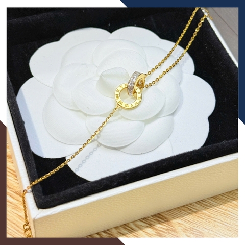 Lắc Tay Vàng Nữ 10K LTVN358 – Mix Charm Cá Heo, Cỏ 4 Lá & Bi Vàng 3 Màu Thanh Lịch