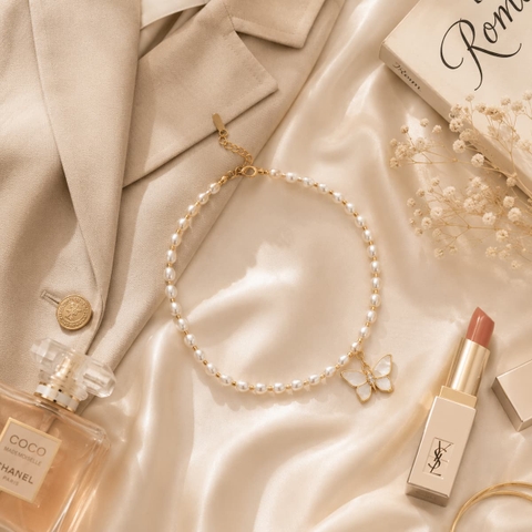 Vòng Cổ Choker Ngọc Trai VCNT195 – Feminine Luxury Với Charm Bướm Khảm Trai