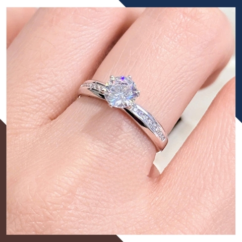 Nhẫn Cầu Hôn Vàng Trắng Nữ 10k Đính Hột Đá Cao NVN253 – Biểu Tượng Của Tình Yêu Vĩnh Cửu