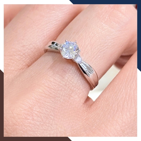 Nhẫn Cầu Hôn Vàng Trắng Nữ 10k Đính Hột Đá Cao NVN253 – Biểu Tượng Của Tình Yêu Vĩnh Cửu