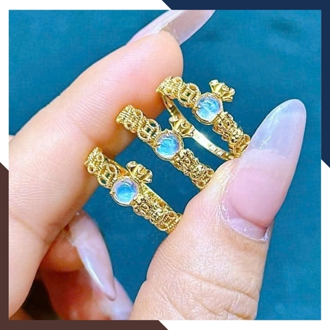 Nhẫn Kim Tiền Tài Bảo Vàng 10K NVNU436 – Tỳ Hưu Ngậm Túi Tiền Đính Đá Moonstone – Mẫu Mới 2026