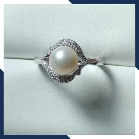 Nhẫn ngọc trai thật đẹp đơn giản cho nữ bằng bạc ý xi bạch kim mã K125TT89