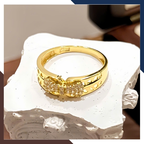 Nhẫn Vàng Tây Nữ 10k Hình Nơ Đính Đá CZ NVN298 - Bản Vừa Đục Lỗ Cá Tính
