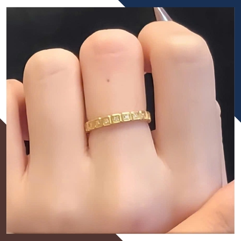 Nhẫn Vàng Tây Nữ 10k 3.6 Phân Mã NVN282 – Thiết Kế Ô Vuông Đính Đá Tinh Xảo