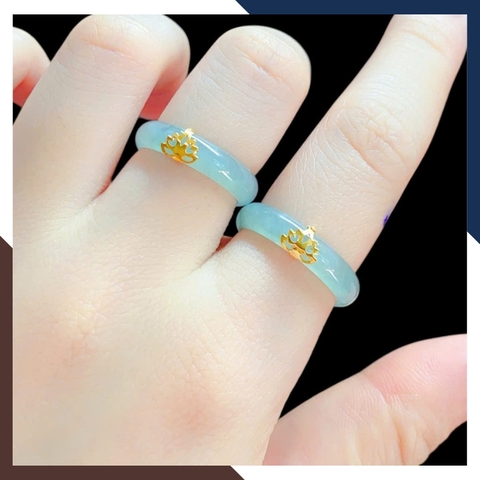 Nhẫn Lam Ngọc Tự Nhiên A+ Bọc Hoa Sen Vàng 10K – NPT53