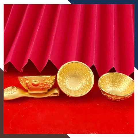 Bộ Bát Đũa Vàng Ta 24K 9999 QTV32 – Kỷ Vật Thôi Nôi Cho Bé | Ngọc Trai Anchi