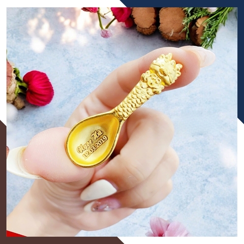Thìa Vàng 9999, Quà Thôi Nôi/ Đầy tháng Cho Bé Mã QTV11 - Chúc Con Sung Túc Cả Đời Dư Dả