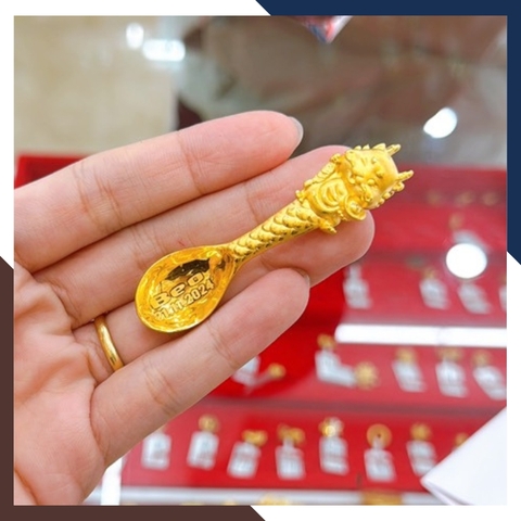 Thìa Vàng 9999, Quà Thôi Nôi/ Đầy tháng Cho Bé Mã QTV11 - Chúc Con Sung Túc Cả Đời Dư Dả