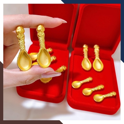 Thìa Vàng 9999, Quà Thôi Nôi/ Đầy tháng Cho Bé Mã QTV11 - Chúc Con Sung Túc Cả Đời Dư Dả