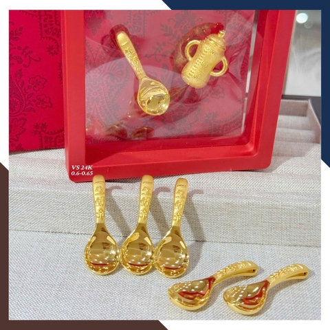 Thìa Vàng 9999, Quà Thôi Nôi/ Đầy tháng Cho Bé Mã QTV11 - Chúc Con Sung Túc Cả Đời Dư Dả