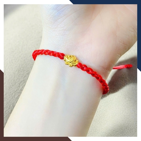 VCHV109 – Vòng Chỉ Đỏ Charm Vàng 10K Dây Rút Tết Thủ Công