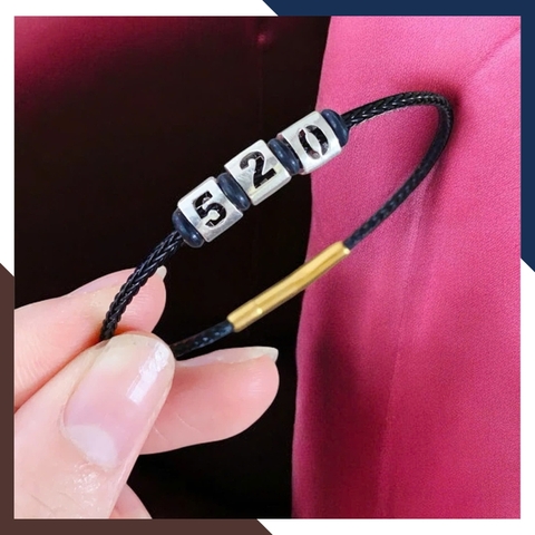 Vòng Charm Bạc Số 520 VCB05 – Mật Mã “Anh Yêu Em”, Quà Tặng Nàng Thay Lời Muốn Nói